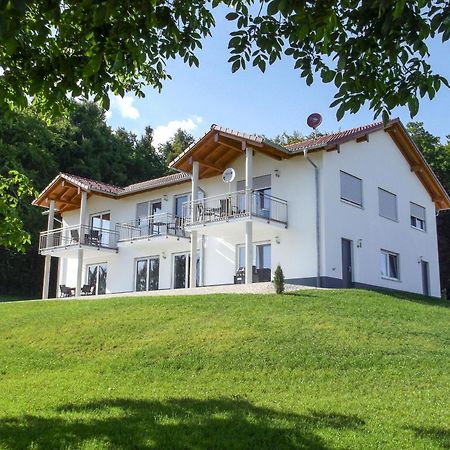 Hof am Horn - Ferienwohnungen mit Aussicht in die Natur Laichingen Exterior foto