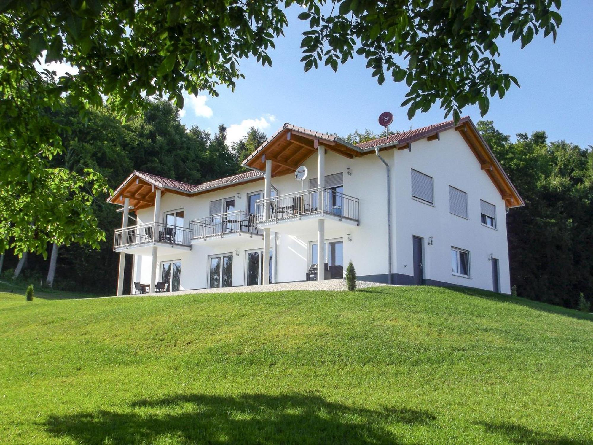 Hof am Horn - Ferienwohnungen mit Aussicht in die Natur Laichingen Exterior foto
